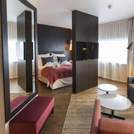 Quality Airport Stavanger 4* Sola