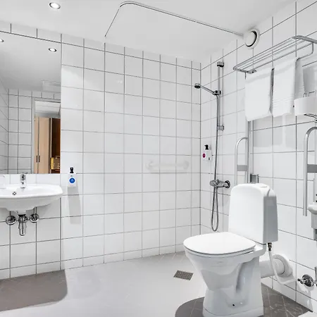 Quality Airport Stavanger Hotel 4*
