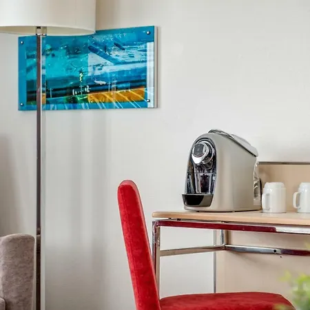 Quality Airport Stavanger 4* Sola