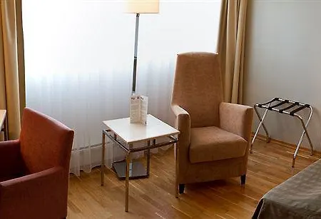 Quality Airport Stavanger מלון Sola