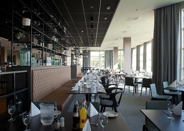 Quality Airport Stavanger 4* Sola