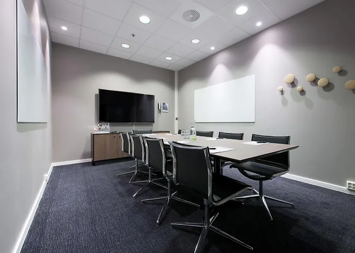 Quality Airport Stavanger 4* Sola