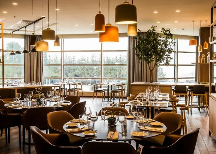 Hotel Quality Airport Stavanger 4*